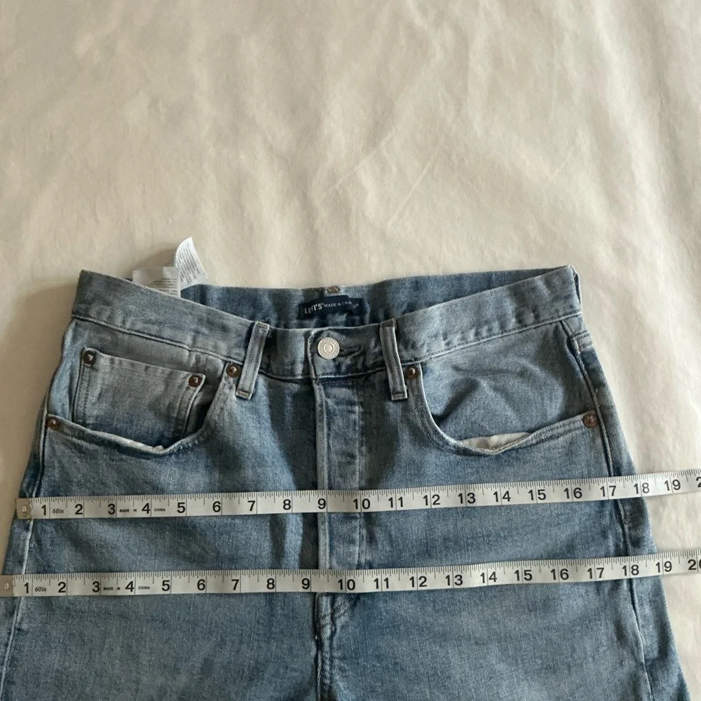 Levi's 501 Original Made & Crafted High Rise Button Fly Jeans Size 30/30 - Picture 17 of 17